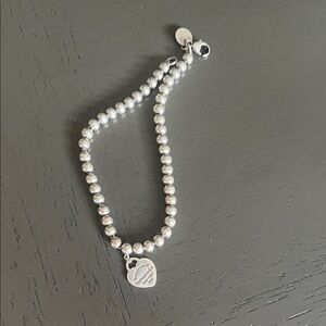 Tiffany & Co. Return to Tiffany Silver Heart Tag Bead Bracelet
